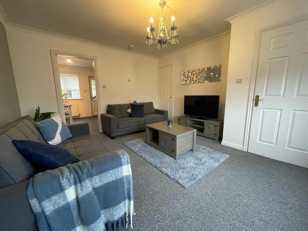 Ferguson House Βίλα Airdrie Εξωτερικό φωτογραφία