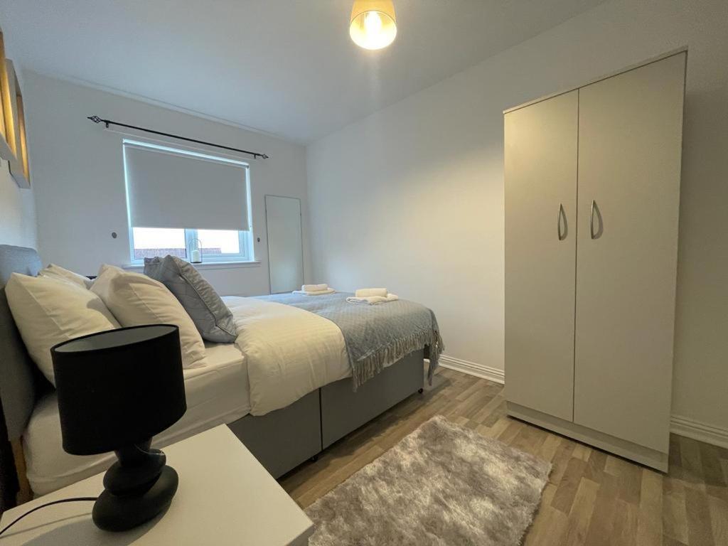 Ferguson House Βίλα Airdrie Εξωτερικό φωτογραφία